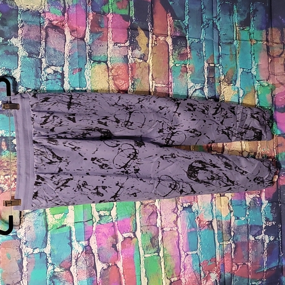 Homebound Pullover and Jogger Set (2) - Picture 5 of 8